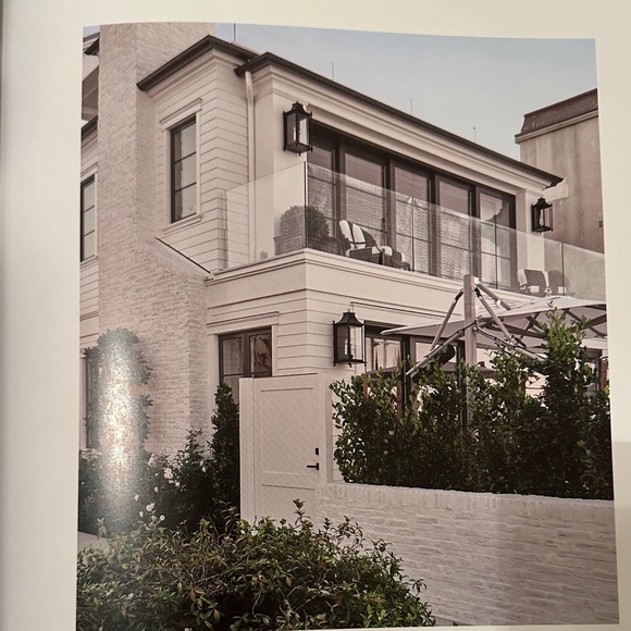 Barclay Butera's The New Traditional 12x10 Hardback - Picture 9 of 12